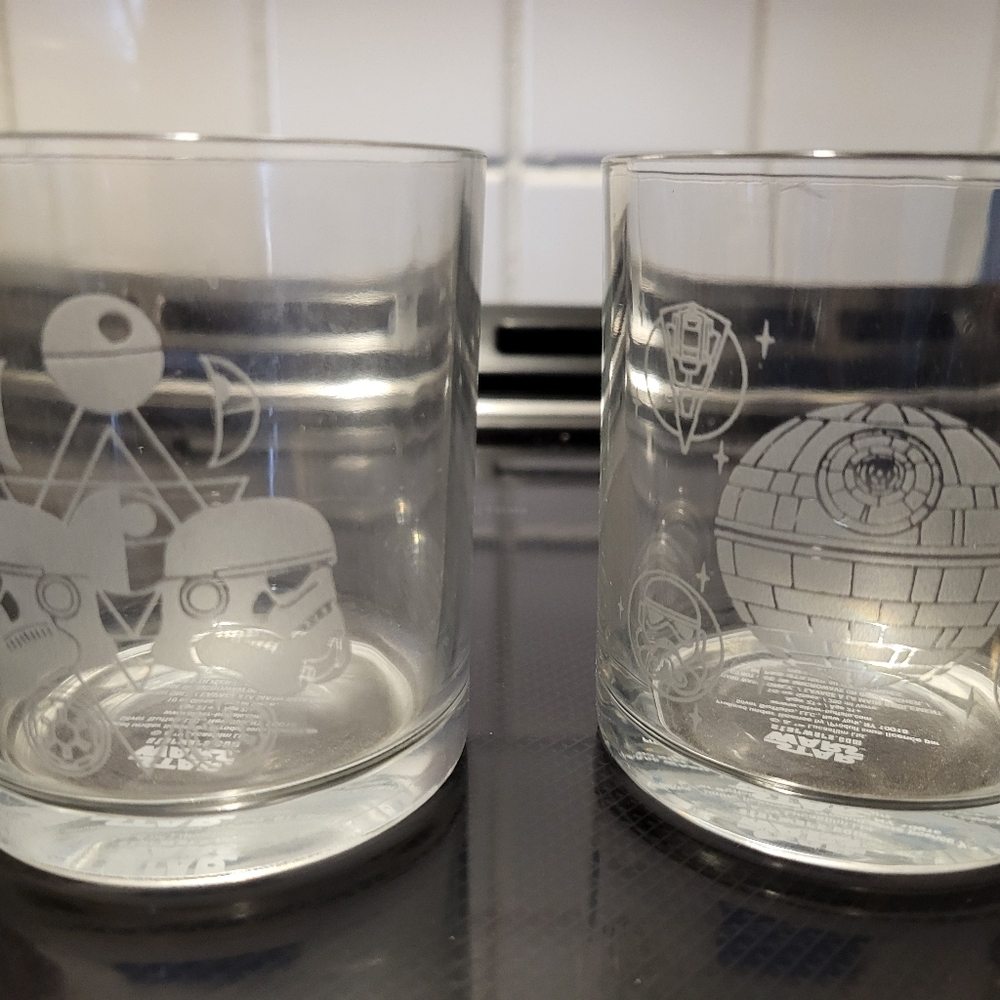 Star Wars Glassware Set, NIB - Picture 2 of 4